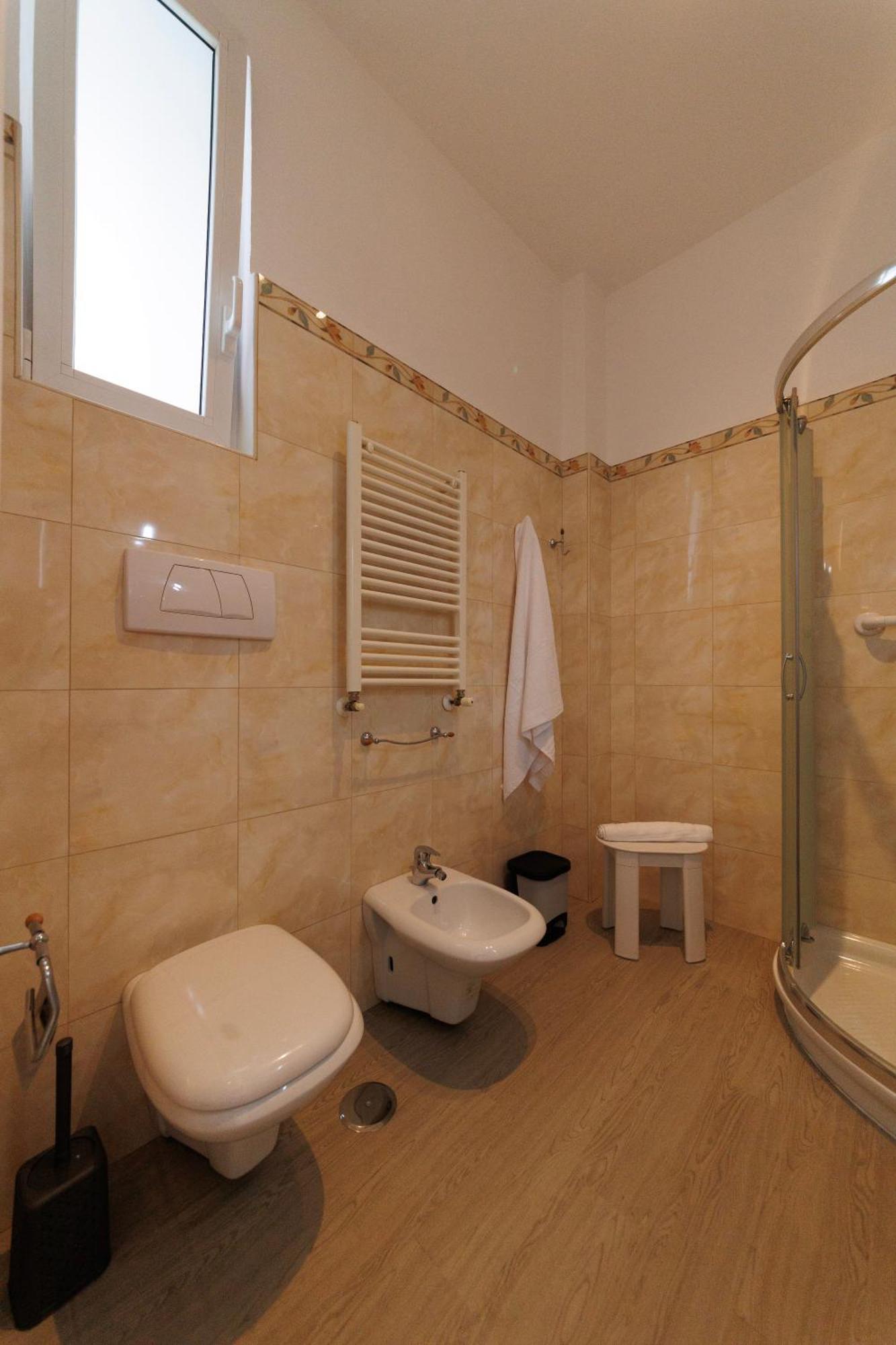 Apartment Atticoderossi A 500mt Da Stazione&centrostorico *