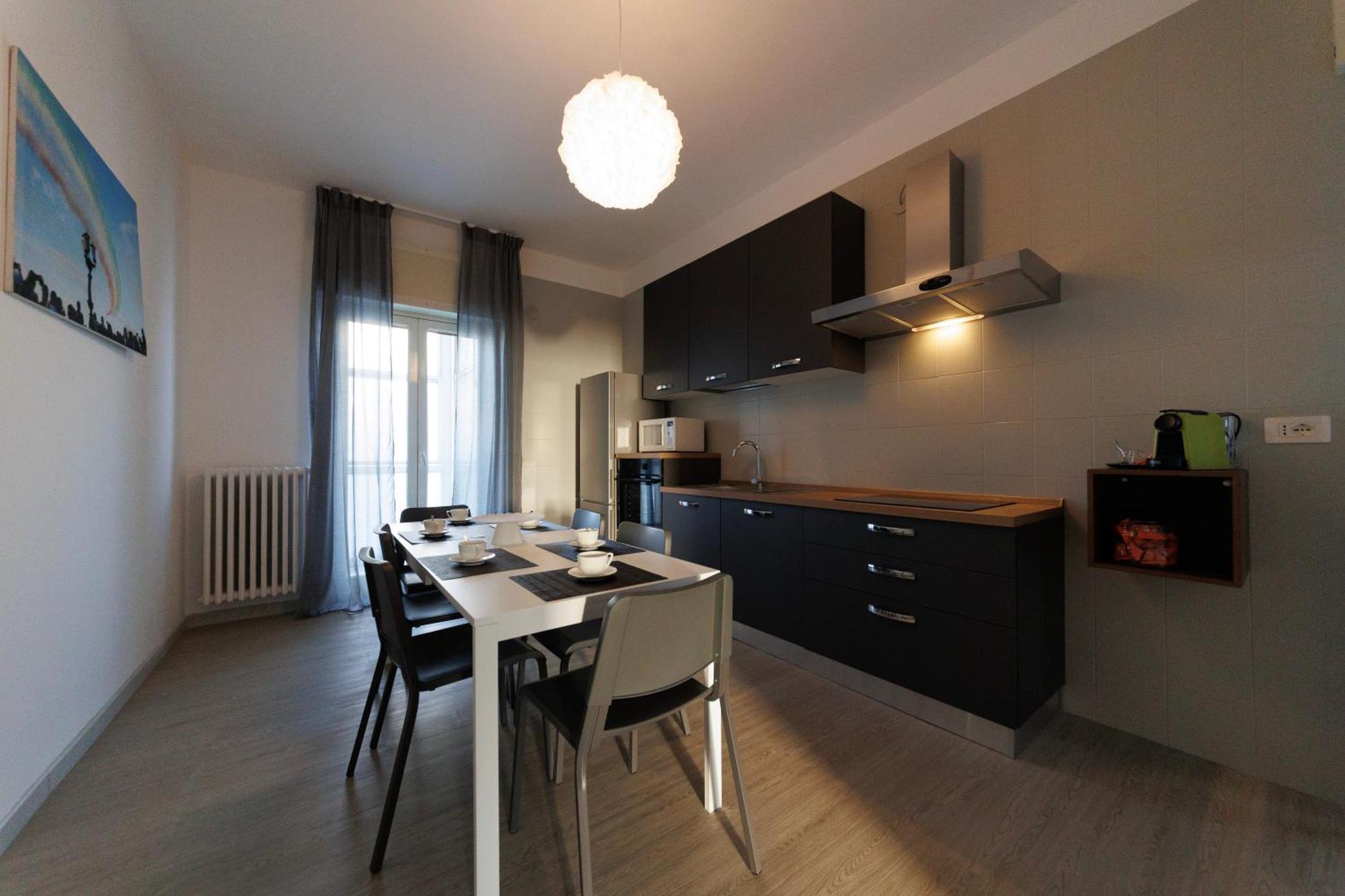 Apartment Atticoderossi A 500mt Da Stazione&centrostorico